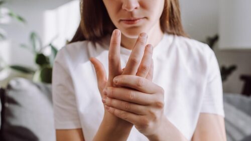 Nghiên cứu mới: Tình trạng tự kỷ ở người lớn tuổi có nguy cơ cao mắc bệnh Parkinson